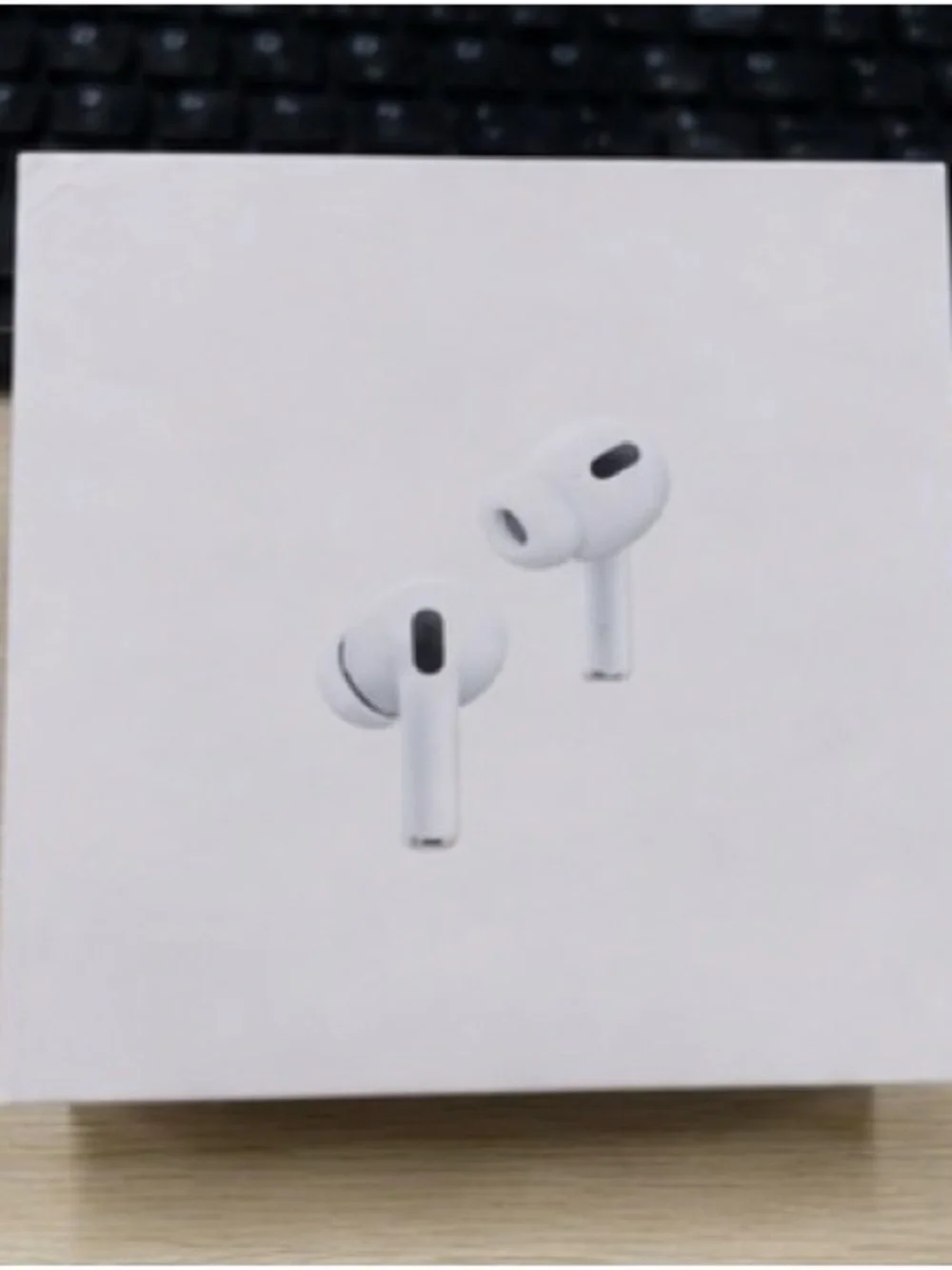 Apple AirPods Pro Noise-Cancelling Earbuds - White 3rd generation